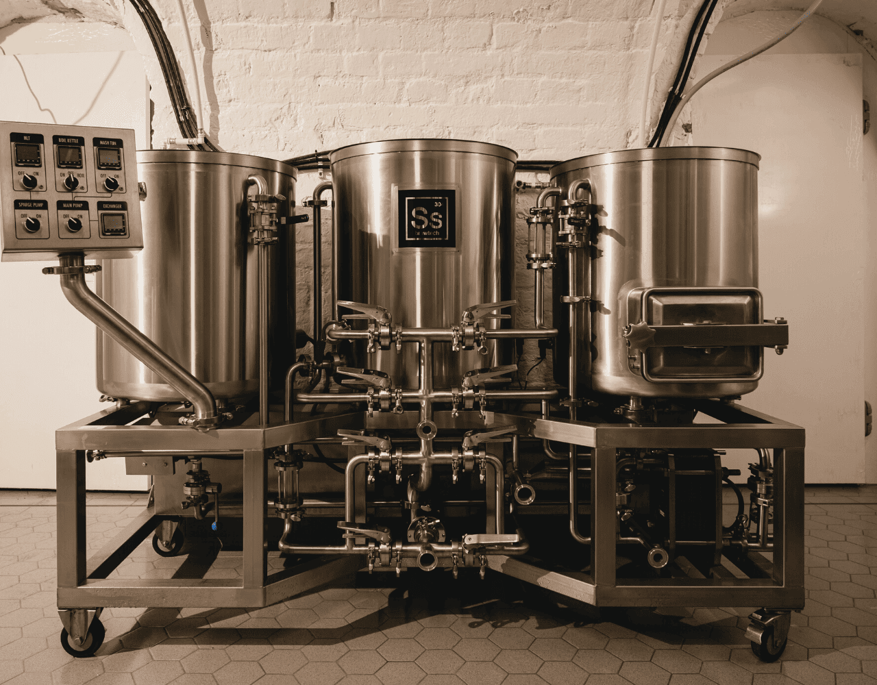 Gravity Budapest - Ss Brewtech Pilot Small Batch Brewery - 1bbl brewhouse